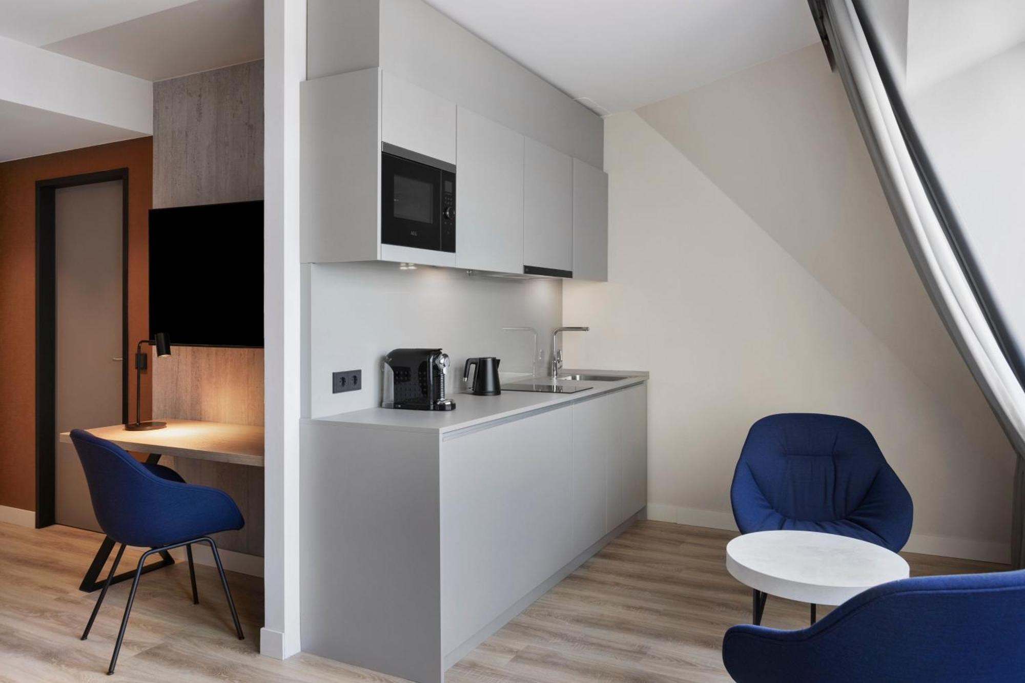 By Marriott East Wien